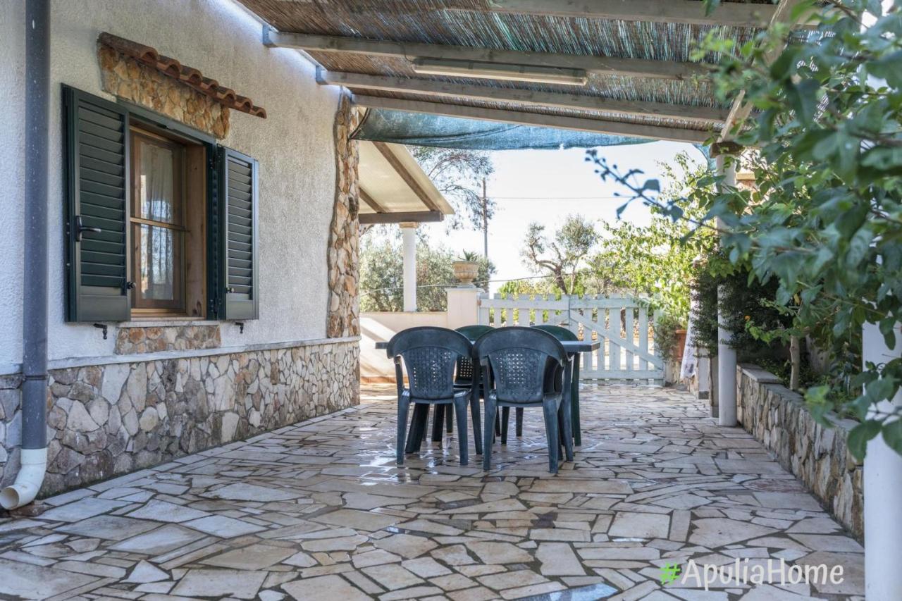 Villetta Camelia, Torre Pali, Con Piscina Экстерьер фото